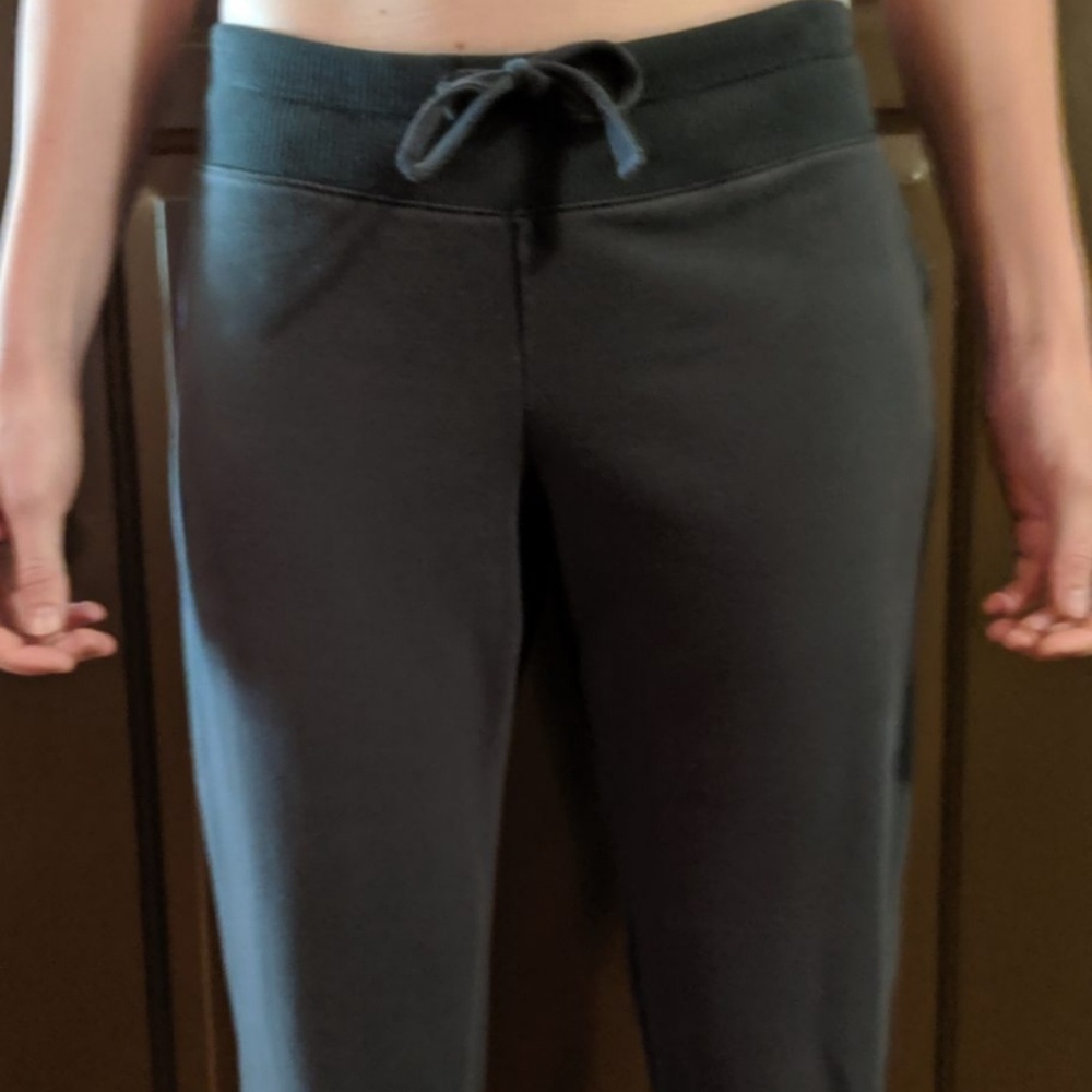 Old Navy Capri Sweat Pants